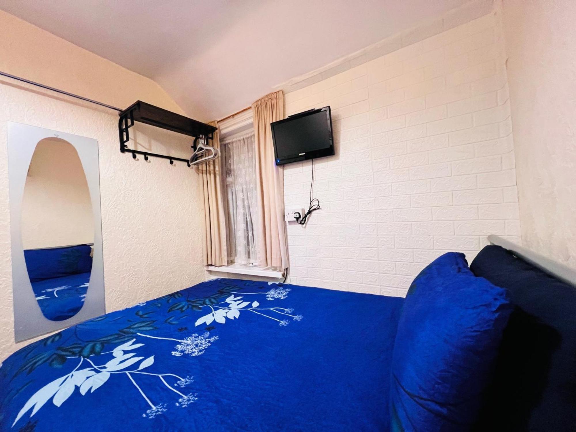 בלקפול Galaxy Hotel מראה חיצוני תמונה